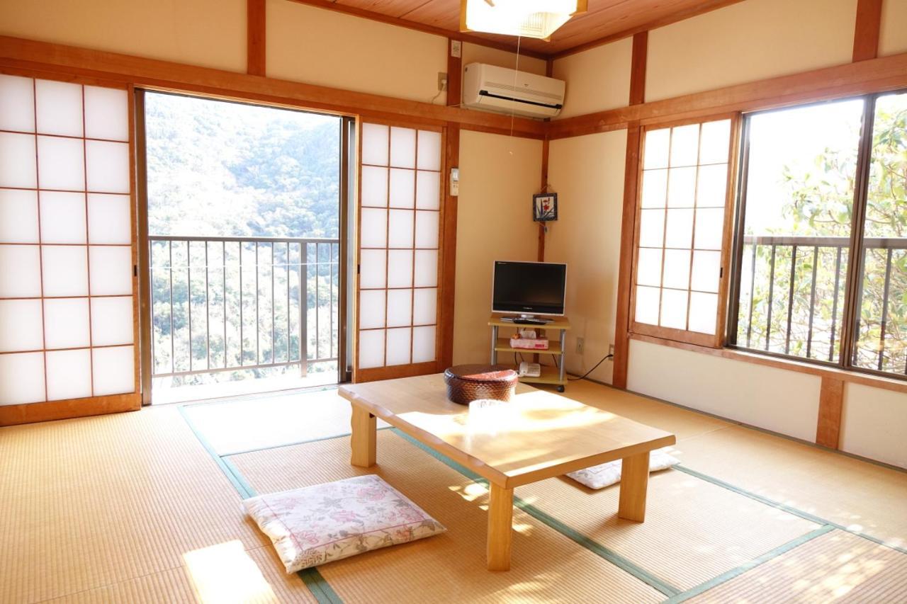 ペンション桜家 Hotel Shimoda  Exterior photo